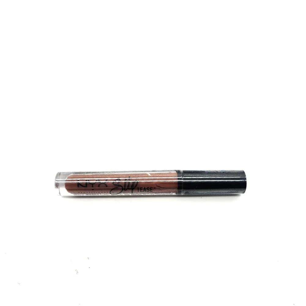 NYX Professional Makeup Slip Tease Lightweight & Matte Lipstick Lowkey STLO08‎
